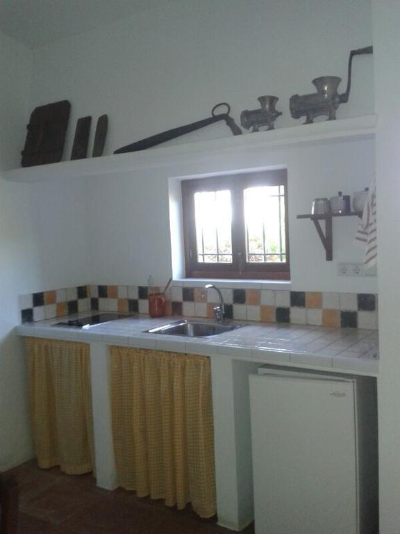 Cortijo Nuevo Alojamiento Rural Cuevas del Becerro Bilik gambar