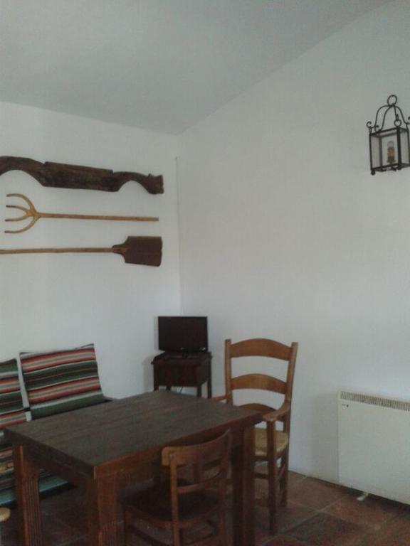 Cortijo Nuevo Alojamiento Rural Cuevas del Becerro Bilik gambar