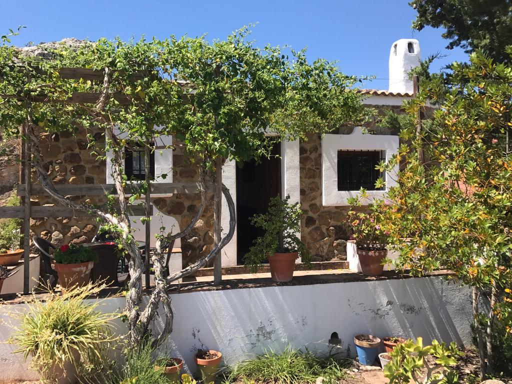 Cortijo Nuevo Alojamiento Rural Cuevas del Becerro Luaran gambar