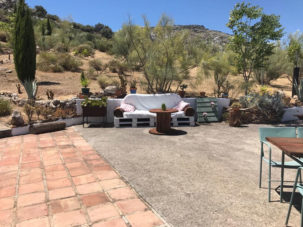 Cortijo Nuevo Alojamiento Rural Cuevas del Becerro Luaran gambar
